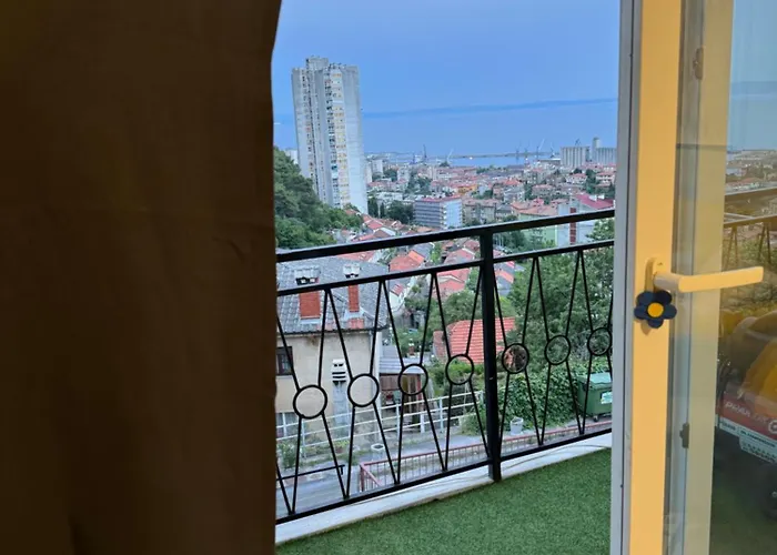 Luna * Rijeka